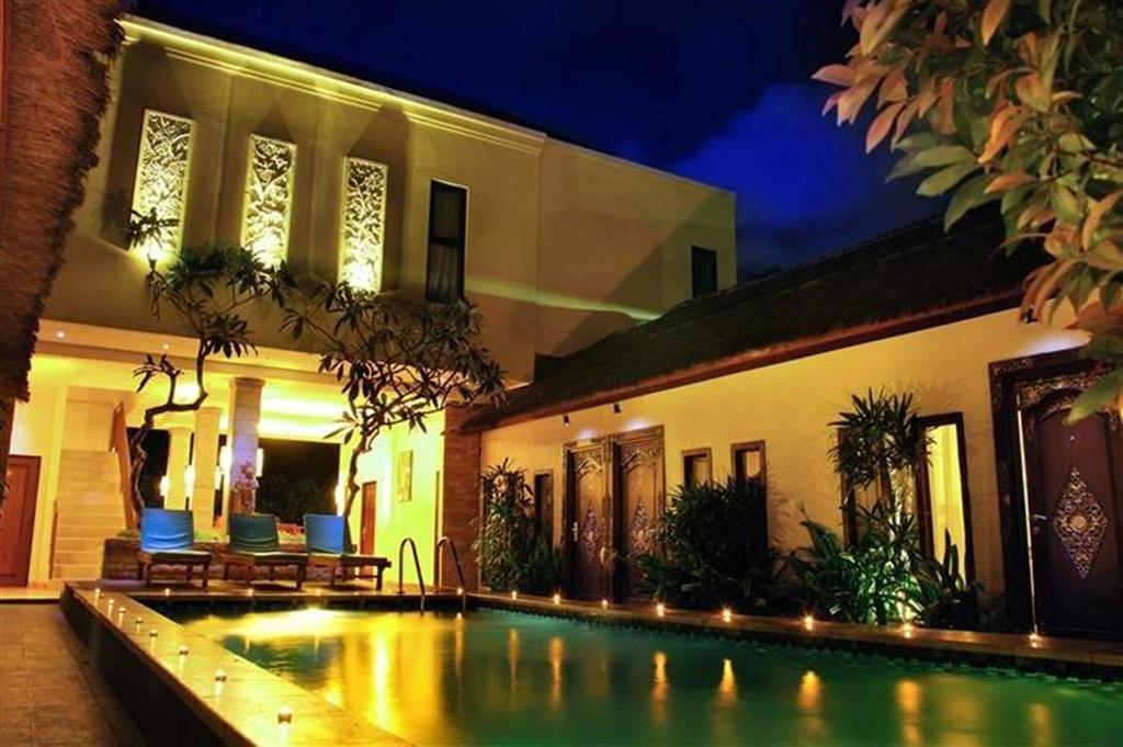 Готель Coco De Heaven House Джимбаран Екстер'єр фото